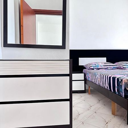 Tini Sea View Apartment Sarandë Exteriér fotografie
